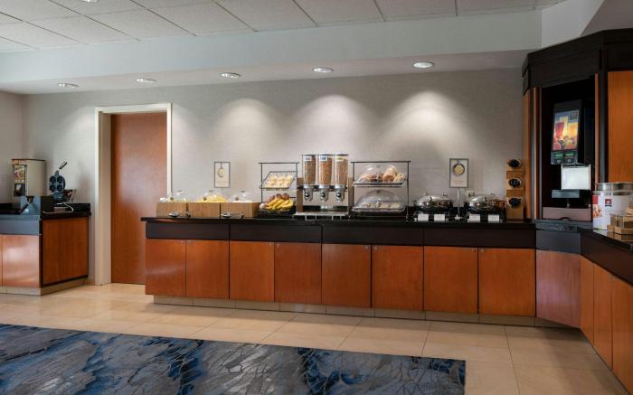 Fairfield by Marriott Inn & Suites Redding