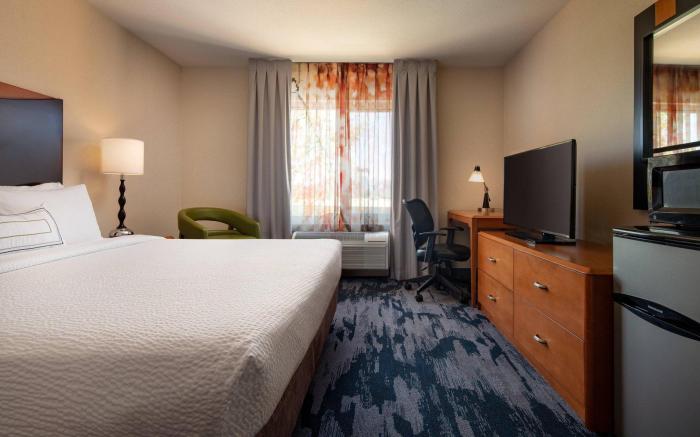 Fairfield by Marriott Inn & Suites Redding