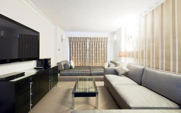 Mayfair House