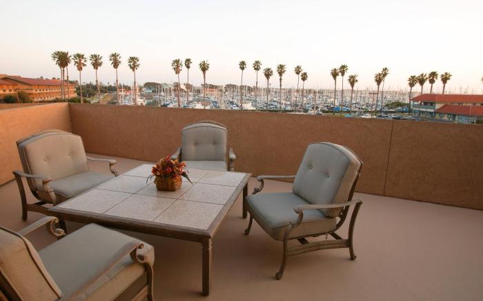 Four Points by Sheraton Ventura Harbor Resort
