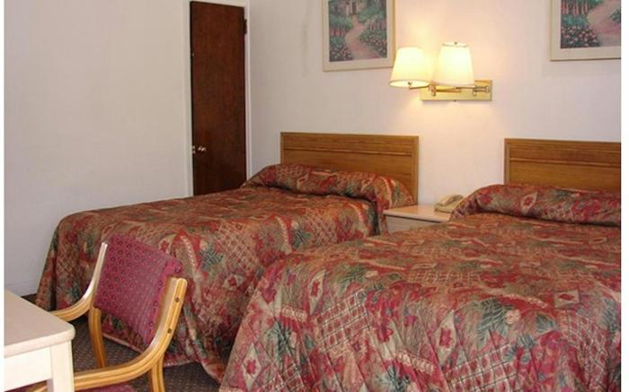 Red Carpet Inn & Suites Morgantown