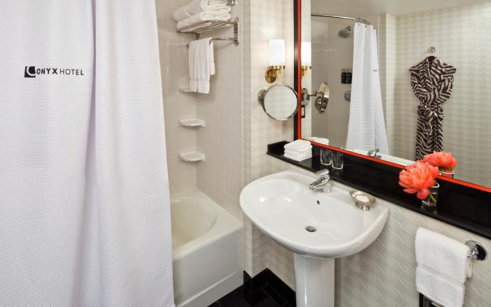 Pennyweight Hotel Boston, Curio Collection by Hilton