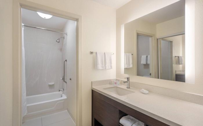 Residence Inn by Marriott Indianapolis Airport
