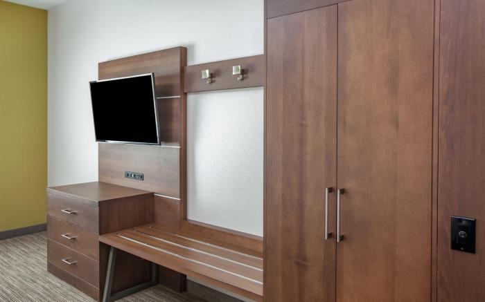 Holiday Inn Express & Suites Texarkana by IHG