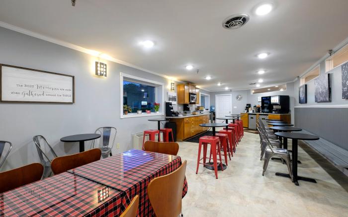 Red Roof Inn & Suites Herkimer