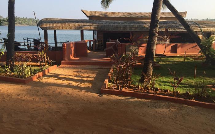 Paradise Lagoon Resort