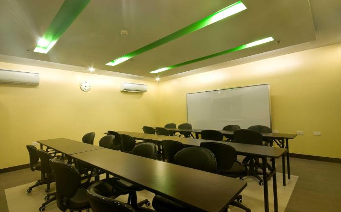 Go Hotels Dumaguete