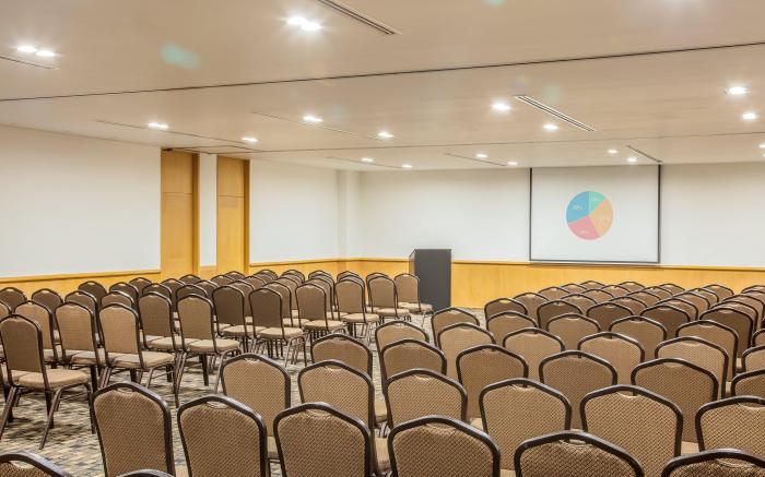 Fiesta Inn Monterrey la Fe