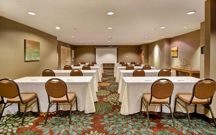 Staybridge Suites Madison - East By IHG