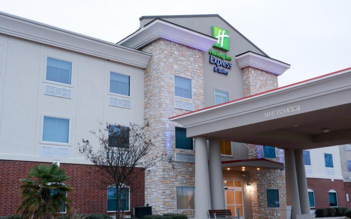 Holiday Inn Express Hotel & Suites New Boston By IHG