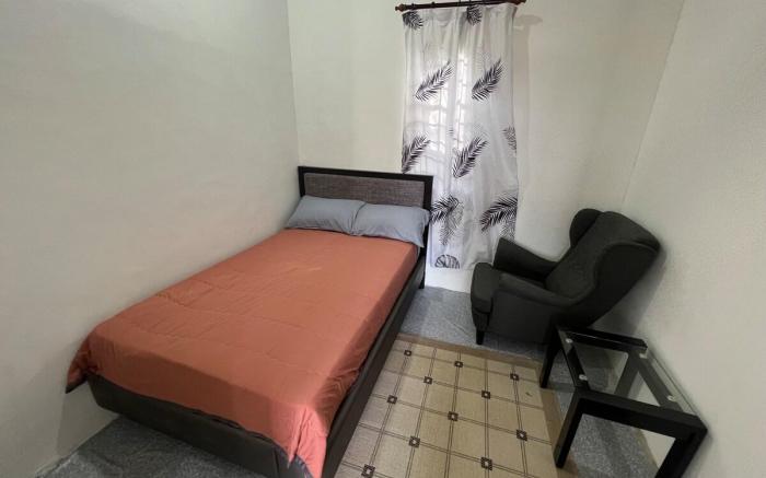 Harith's Little Homestay @ Desa Putra 300mbps Wifi