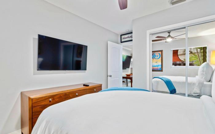 Wilton Manors 2BR Charm! Walk to the Drive