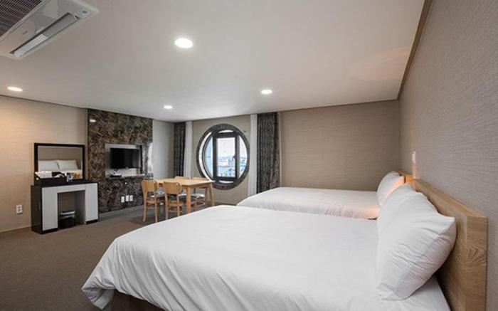 Jeju Acroview Hotel