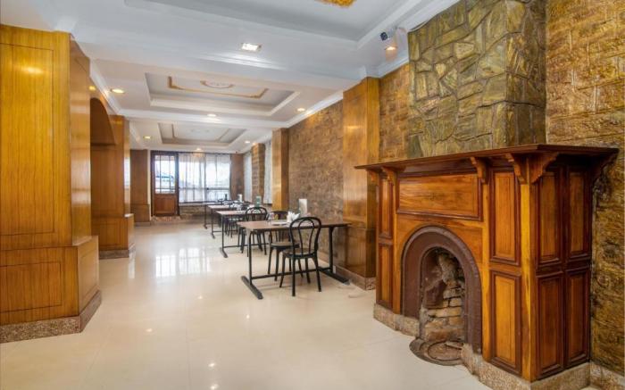 Muscatel BhumSang - 200 Mts from Mall Road