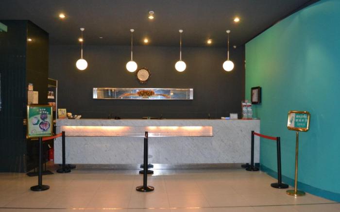 Jinjiang Inn Selecet Wuhan University Hongshan Road Metro Station Shuiguo Lake