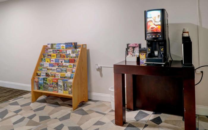 Yankee Clipper Inn, SureStay Collection by Best Western