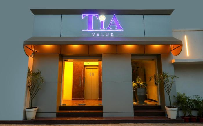 TIA Hotel - Porur