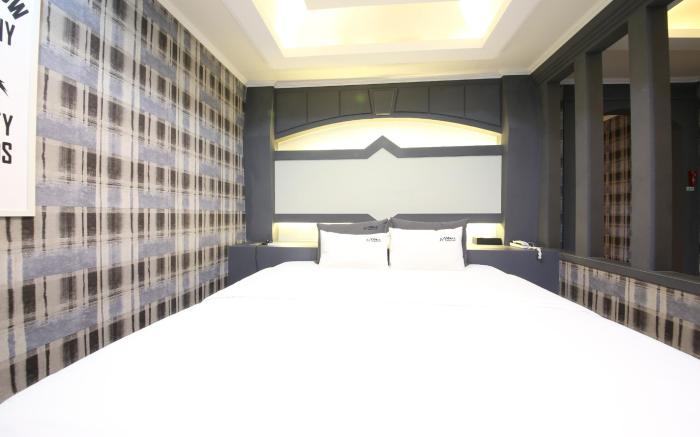 Instar Yangsan Hotel