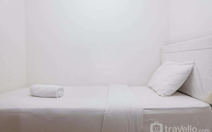 Comfy 2BR Bassura City Apartment By Travelio