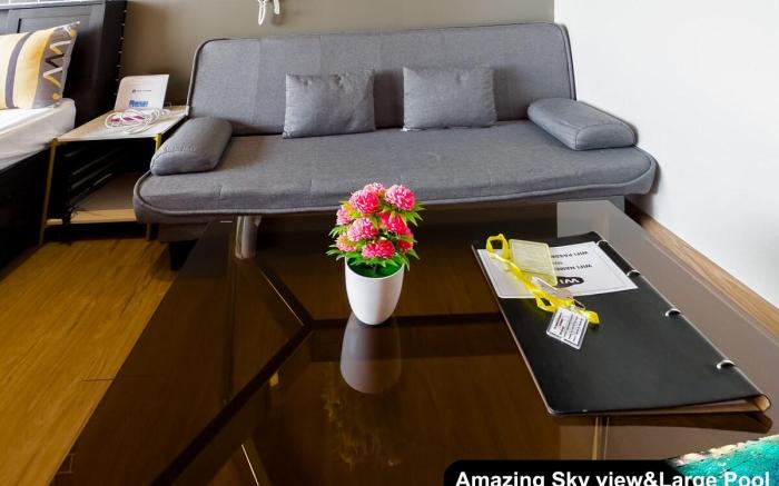 Amazing Gramercy Makati Upper Floor Studio 5415  