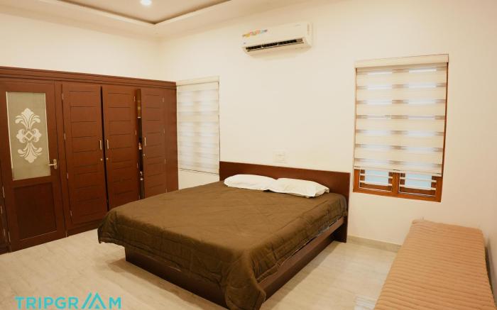 Tripgraam Riverside Villa