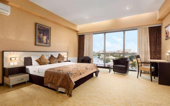Days Hotel by Wyndham Baku