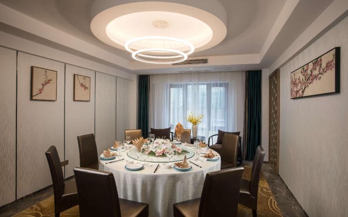 Ramada by Wyndham Zhenjiang City Center