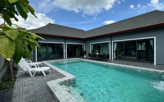 Sun Ray Private Pool Villa