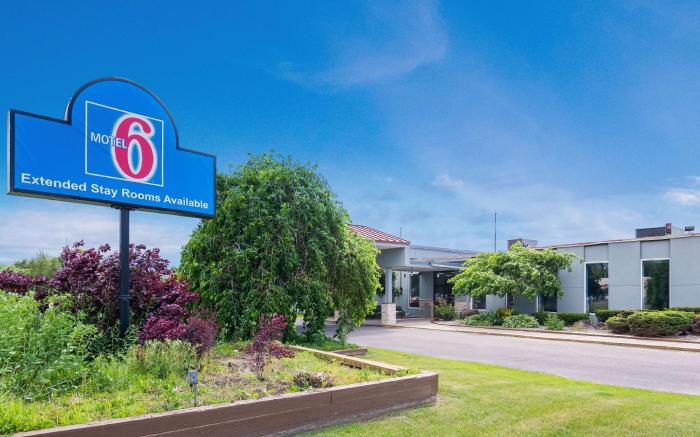 Motel 6 Oriskany, NY