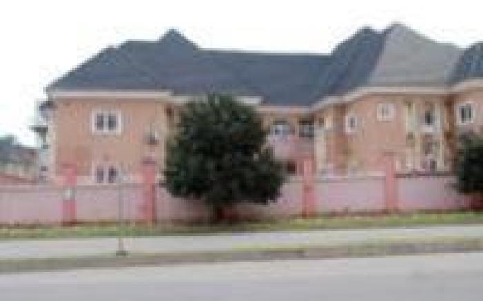 mmmHouse Abuja