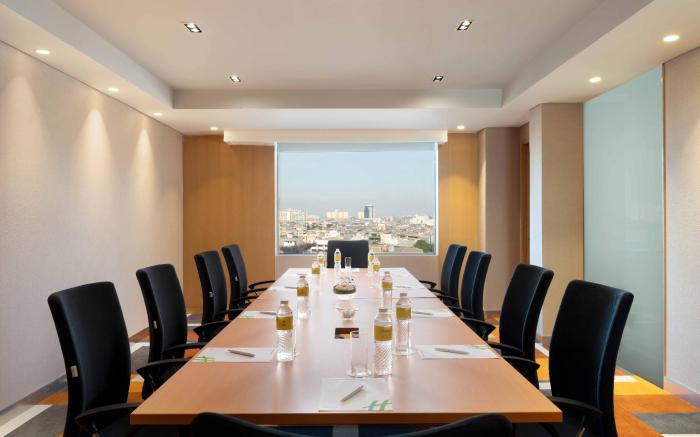 Holiday Inn & Suites Jakarta Gajah Mada By IHG