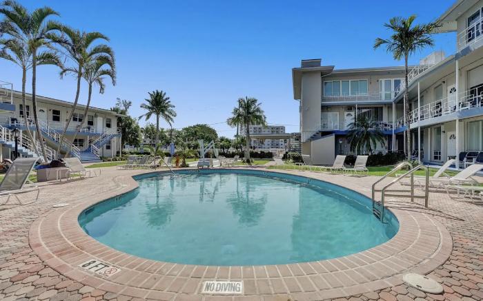 Oceanfront Oasis, Charming 1BR Getaway!