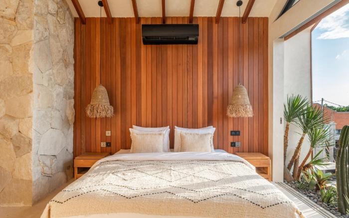 Blacksand Villas Echo Beach