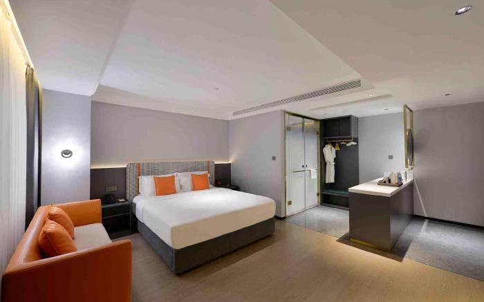 R ROYALSS HOTEL Chengdu Chunxi Road Taikoo Li