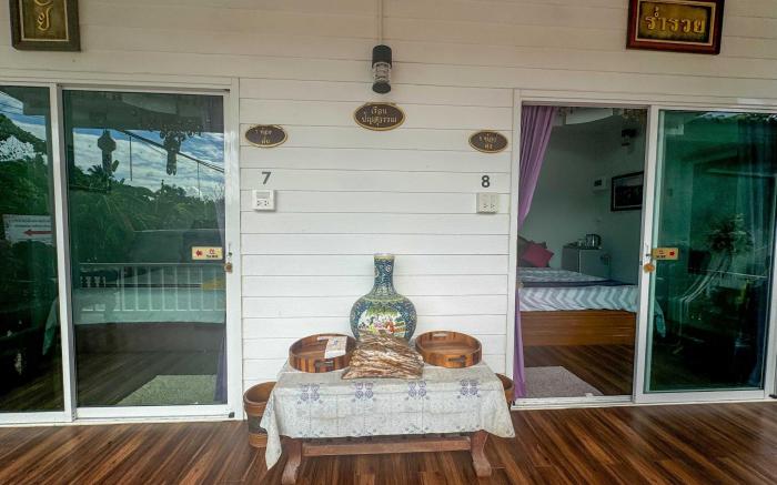 Toraneethai Homestay Amphawa