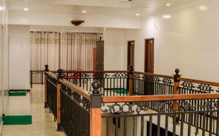 Ronaka Airport Transit Hotel