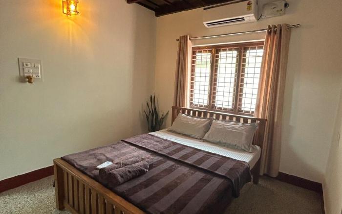 Glanwoods Inn - 2BHK Antique Independent house