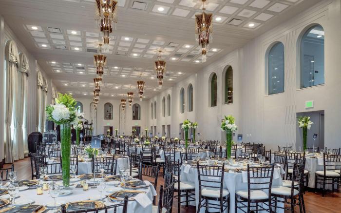 Tulsa Club Hotel, Curio Collection by Hilton