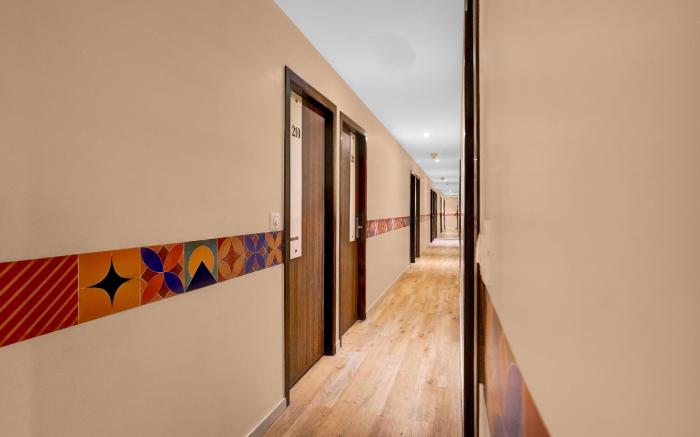 Super Townhouse MIDC Andheri Formerly Royal international