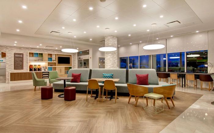 Home2 Suites by Hilton Montreal Dorval