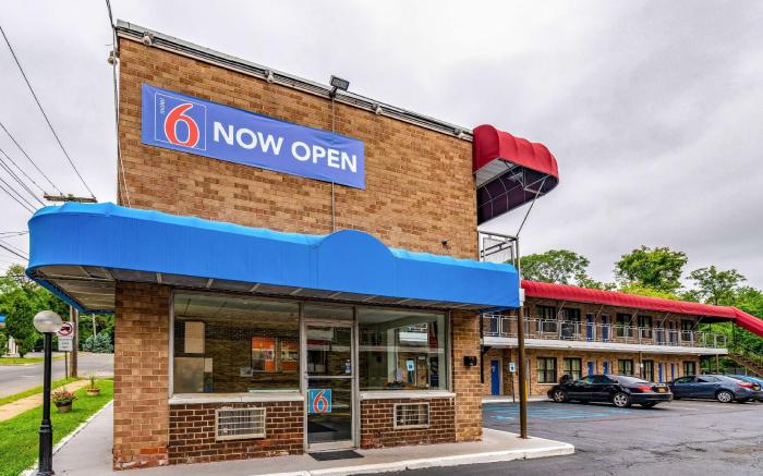 Motel 6 Elmsford, NY - White Plains