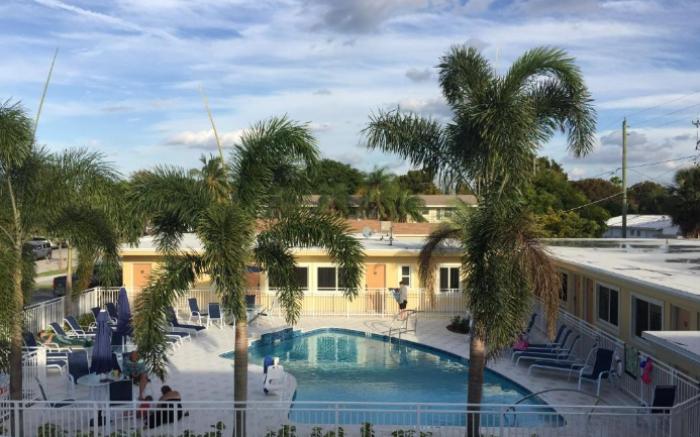 Curtis Inn & Suites