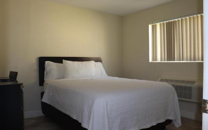 Curtis Inn & Suites