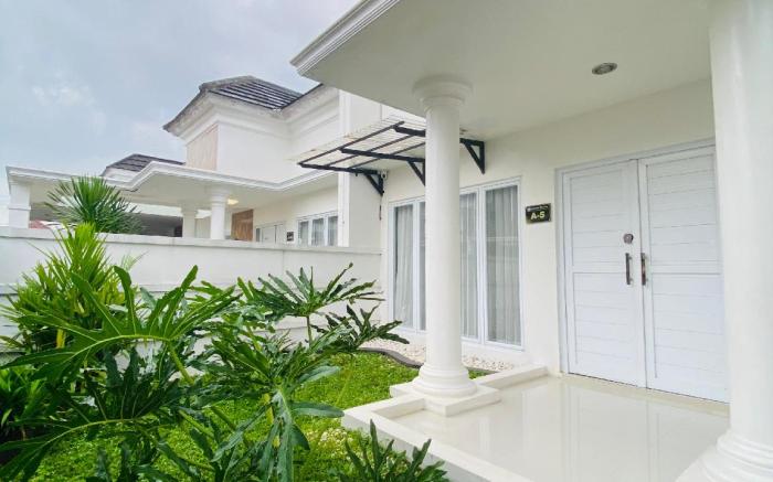 Lulu's Guest House