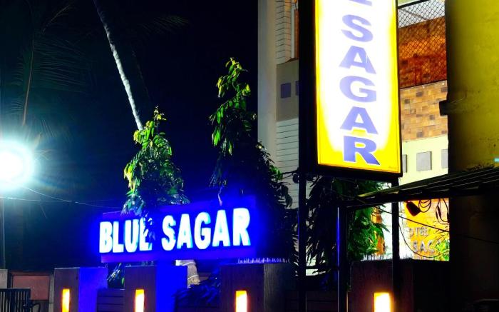 Goroomgo Blue Sagar Near Golden Beach Puri 