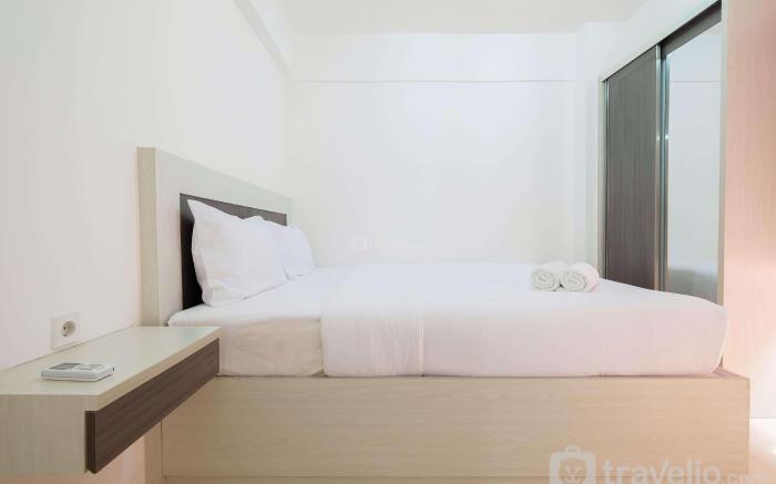 Cozy 1BR @ Bassura Apt near to Mall By Travelio
