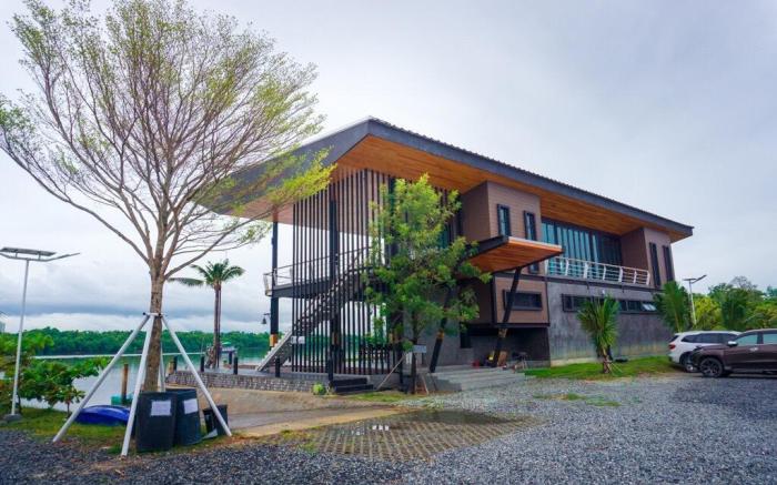 Bangpakong Boat Club