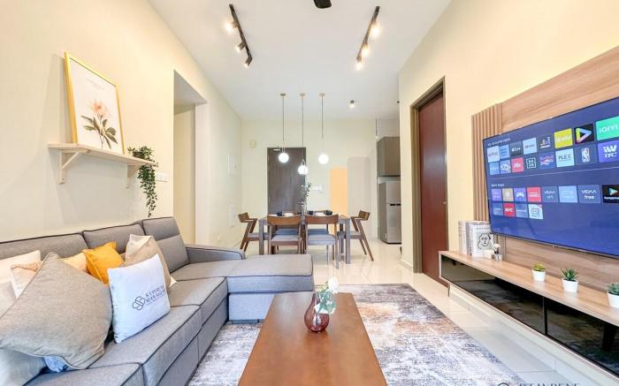 Country Garden Danga Bay/2BR 4Pax/WiFi Netflix
