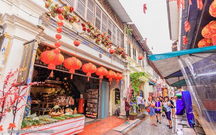 The Brownstone Hostel & Space