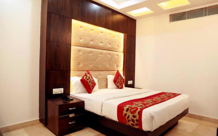 Hotel City Height near New Delhi Railway Station